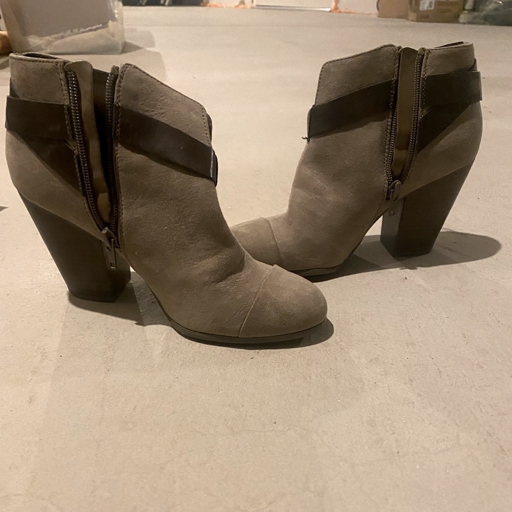 Carlos Santana size 7 booties.  Roughly 2.5 in tall.  Tan/brown.  Barely worn.